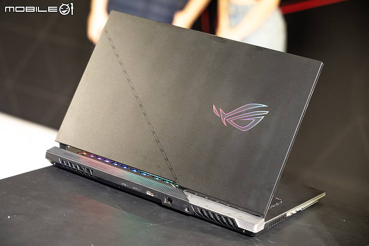 【CES 2022】ROG 揭二合一電競筆電新機 Flow Z13，雙螢幕西風之神再進化！