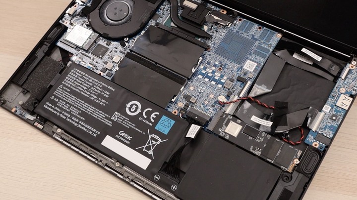 輕薄筆電居然兩條 RAM、兩條 SSD 都可以更換!ADATA XPG XENIA 14 你的擴充性也太好了吧!