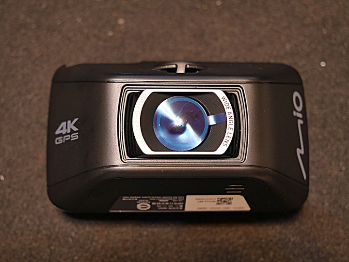 Mio MiVue™ 887 — 4K高畫質與安全六合一之實戰體驗分享，外掛基隆太平青鳥與誠品快閃店輕旅行！