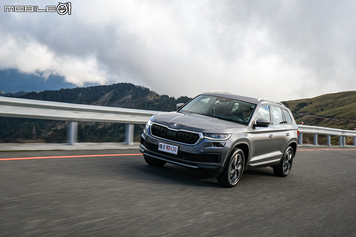 Škoda 小改款 Kodiaq 2.0TSI 4x4試駕|質感與科技再進化,熱賣實力不容小覷!