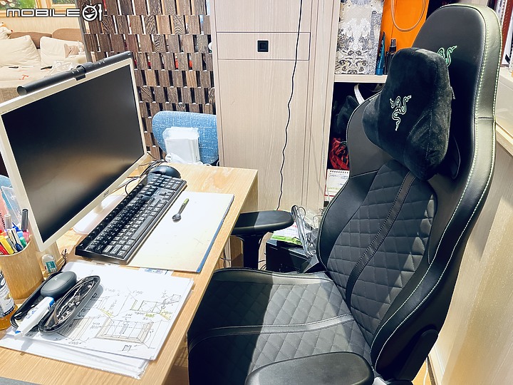 電腦人生中的好伴侶 - Razer Enki 電競椅 開箱&使用分享
