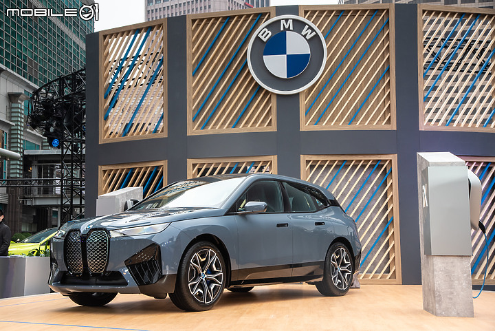【採訪】BMW全新電動休旅iX正式發表,雙車型劃分自320萬元起!