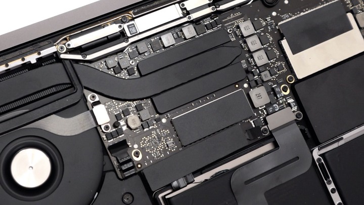 點我看大圖 Apple 不讓你升級的,OWC 幫你!DIY 改裝 MacBook Pro 13 2016/2017 Function Key OWC Aura Pro NT SSD