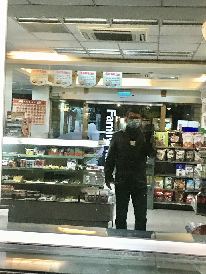 尖頭鰻的羅馬假期