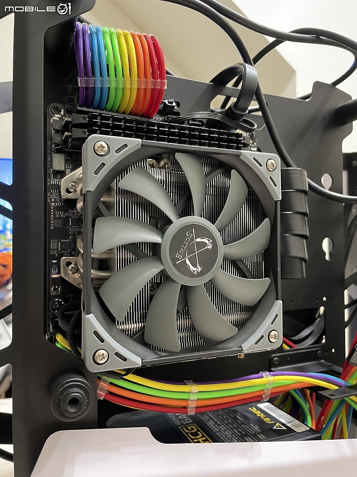 點我看大圖 礦潮下的多顯示輸出方案 AMD 5700G & X570I AORUS PRO WIFI
