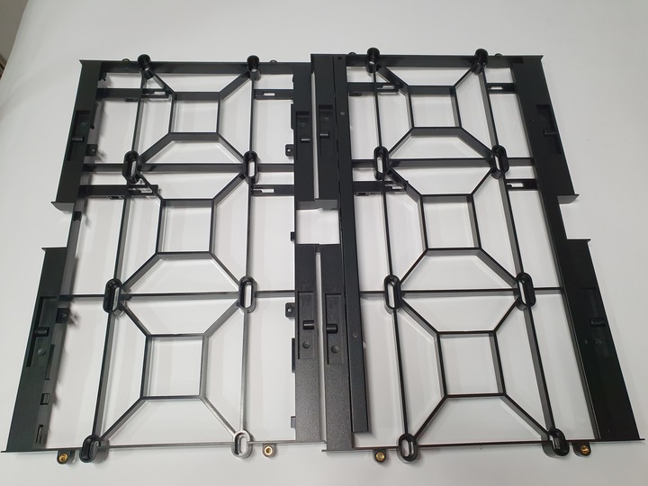 想玩機殼還是被機殼玩，InWin Airforce 魅影黑 組裝式機殼開箱試用