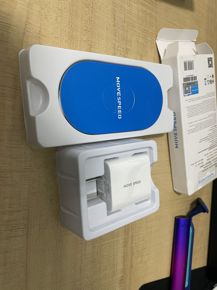 movespeed移速57000mah行動電源+MFI認證線+20W快充頭 開箱