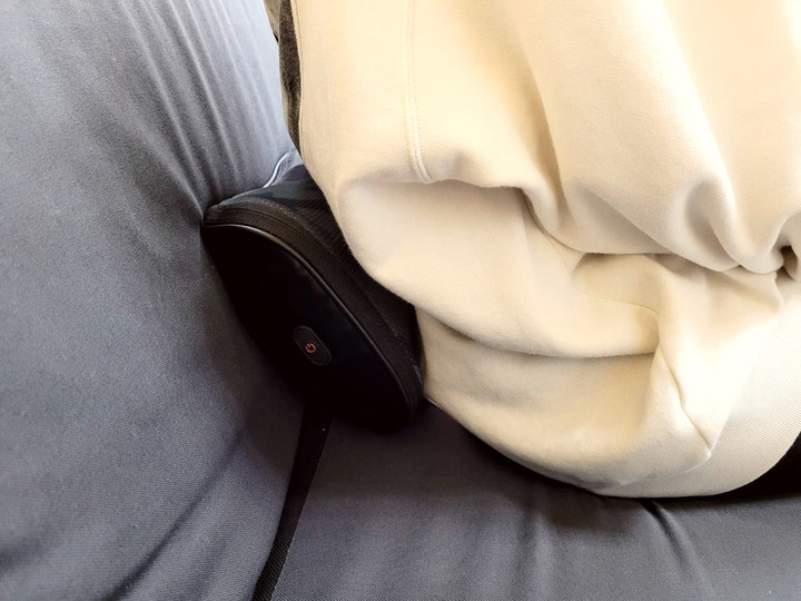 【開箱】男友送的愛心禮物-OSIM巧摩枕