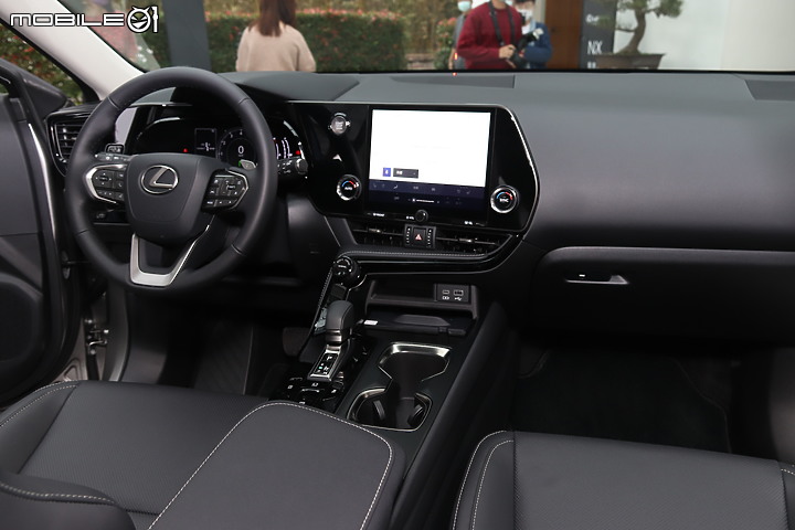 【採訪】Lexus 大改款 NX 五種動力、十款編成 163 萬元起正式上市!