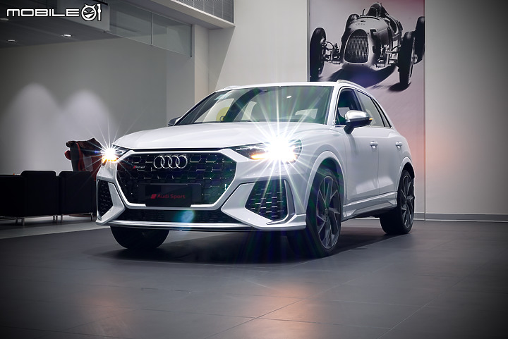 實車照片分享 2022年式 Audi RS Q3 金屬冰川白 Glacier white
