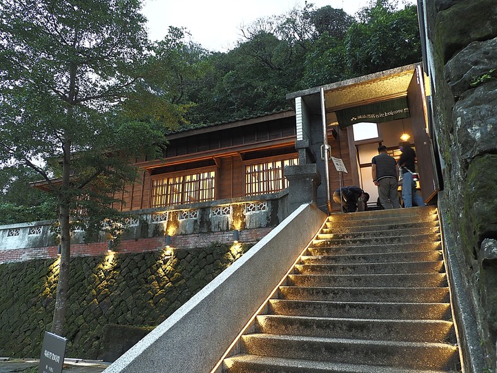基隆要塞司令部校官眷舍|基隆要塞司令官邸|沙灣歷史文化園區 — 充滿文青風的大基隆歷史場景