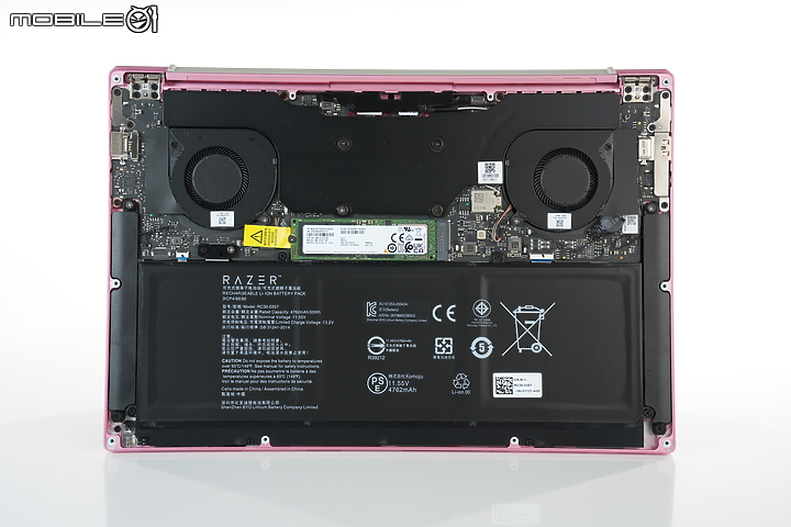 Razer Book Quartz 粉紅新色報到 USB-C 氮化鎵充電器同場實測