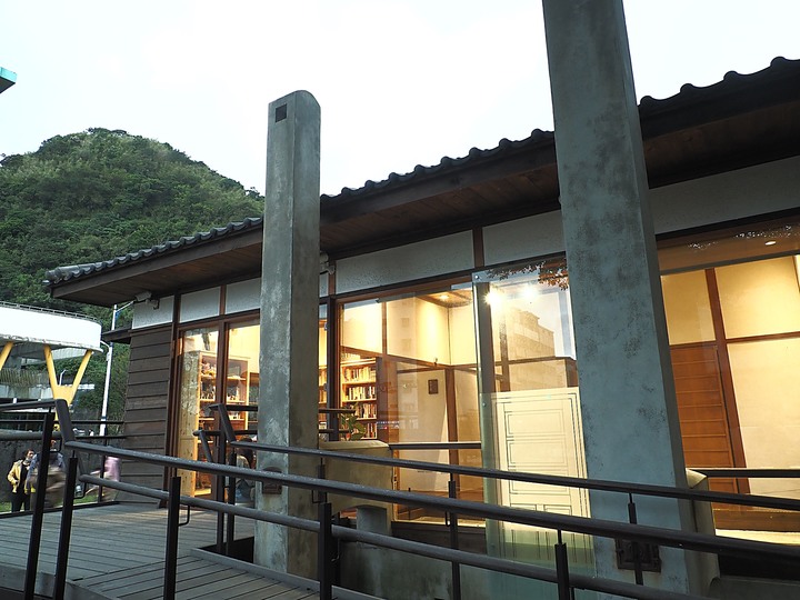 基隆要塞司令部校官眷舍|基隆要塞司令官邸|沙灣歷史文化園區 — 充滿文青風的大基隆歷史場景