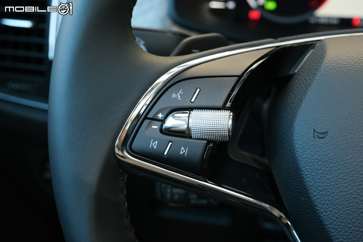Škoda 小改款 Kodiaq 2.0TSI 4x4試駕|質感與科技再進化,熱賣實力不容小覷!