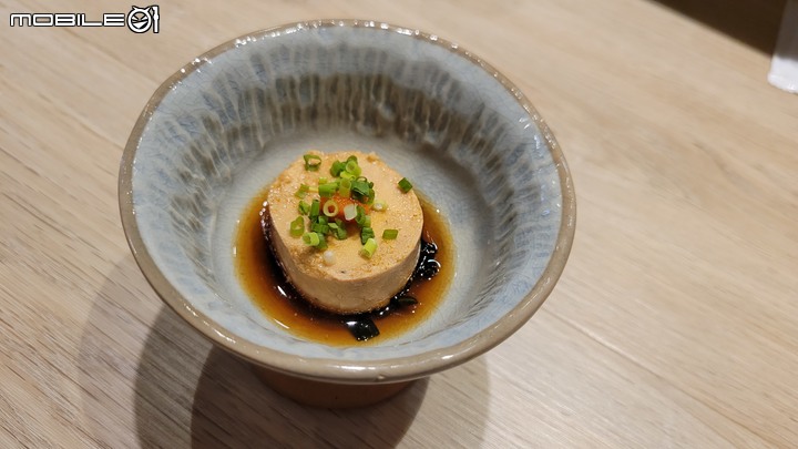 [食記] 巷弄靜謐無菜單料理 - 覓壽司 ，淡水值得推薦的在地好店