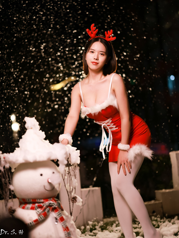 點我看大圖 好久沒來C加發圖了_聖誕主題, 美女....