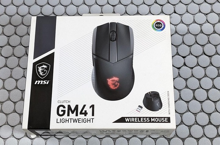 輕量好用的 MSI Clutch GM41 LIGHT WEIGHT WIRELESS 無線電競滑鼠開箱