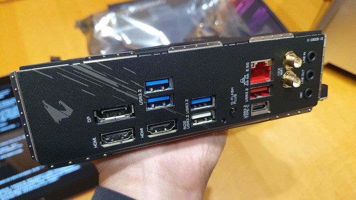 久違的電腦組裝