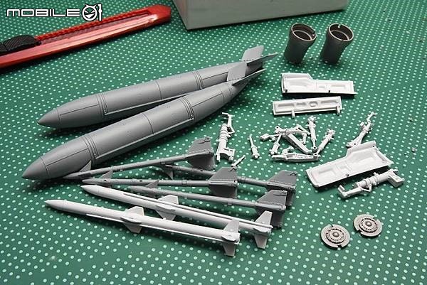 [模型製作記] Freedom 1/48 經國號F-CK-1D雙座