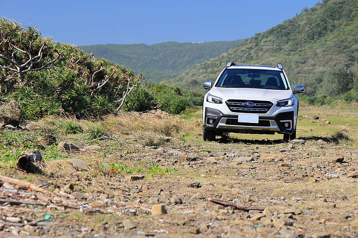 點我看大圖 (映像旅行) 探索秘境、背山望海、隨心所欲in屏東 feat. Subaru Outback
