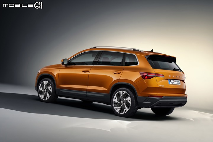 【海外新訊】Skoda Karoq小改款正式登場,外觀微整、導入矩陣式LED大燈!