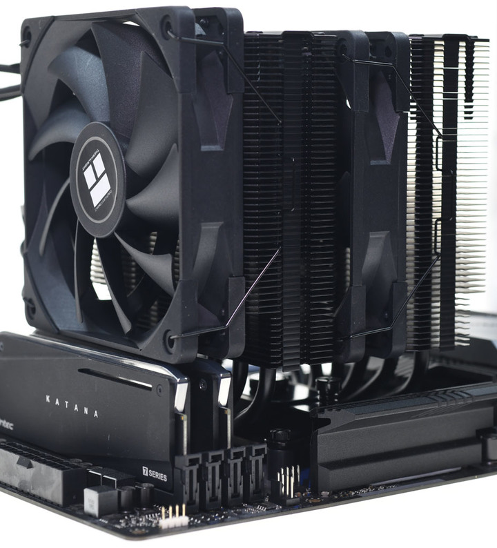 THERMALRIGHT PEERLESS ASSASSIN 120 BLACK散熱器簡介及測試