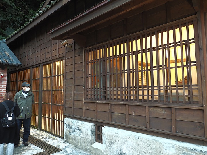 基隆要塞司令部校官眷舍|基隆要塞司令官邸|沙灣歷史文化園區 — 充滿文青風的大基隆歷史場景