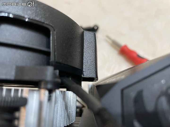 點我看大圖 礦潮下的多顯示輸出方案 AMD 5700G & X570I AORUS PRO WIFI