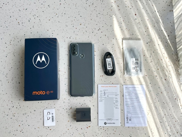 挑戰最高CP值：moto e40免四千 大螢幕大電量面面俱到【束褲開箱】