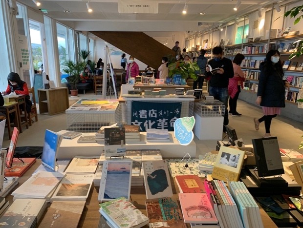 基隆遊記：太平青鳥書店、外木山、陳食滋味，歡迎推薦其他景點美食下次還想再去~