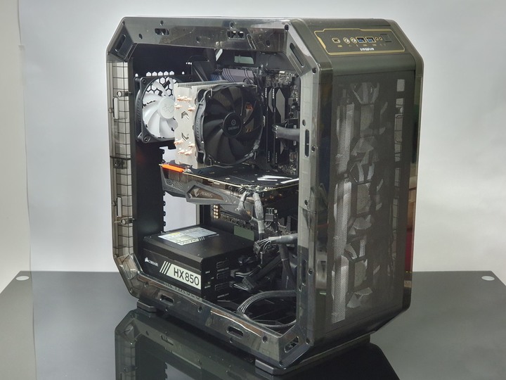 想玩機殼還是被機殼玩，InWin Airforce 魅影黑 組裝式機殼開箱試用