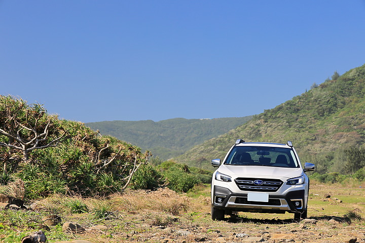 點我看大圖 (映像旅行) 探索秘境、背山望海、隨心所欲in屏東 feat. Subaru Outback