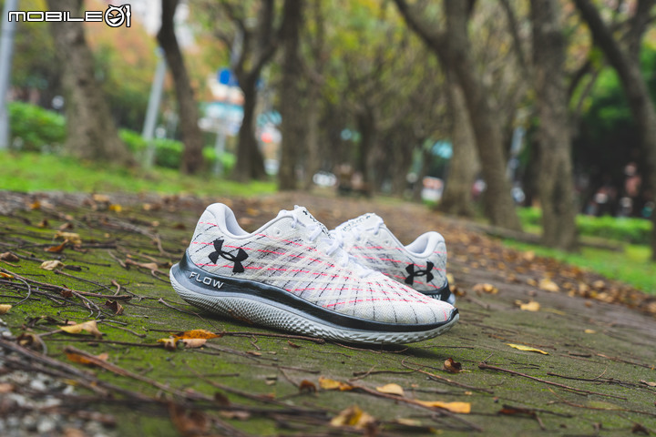 2021年終實戰跑鞋總評｜經典款式與全新系列的正面對決！