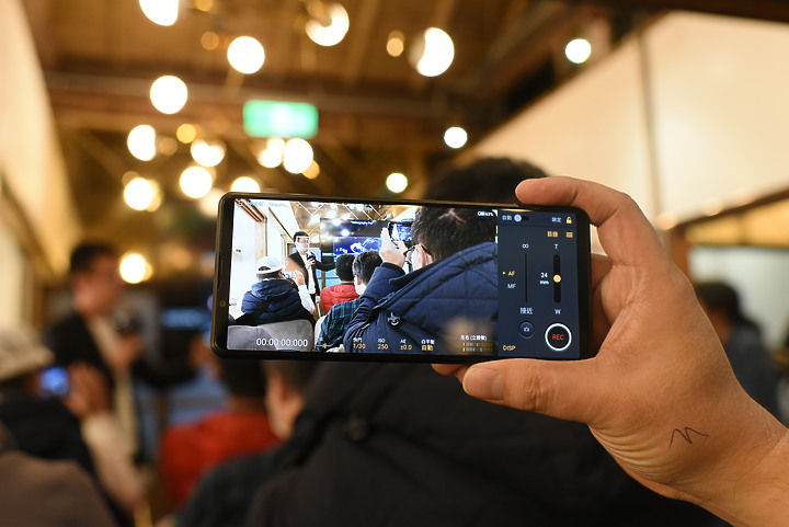 點我看大圖 Sony Xperia PRO-I 不只是手機 更是隨身小單眼相機