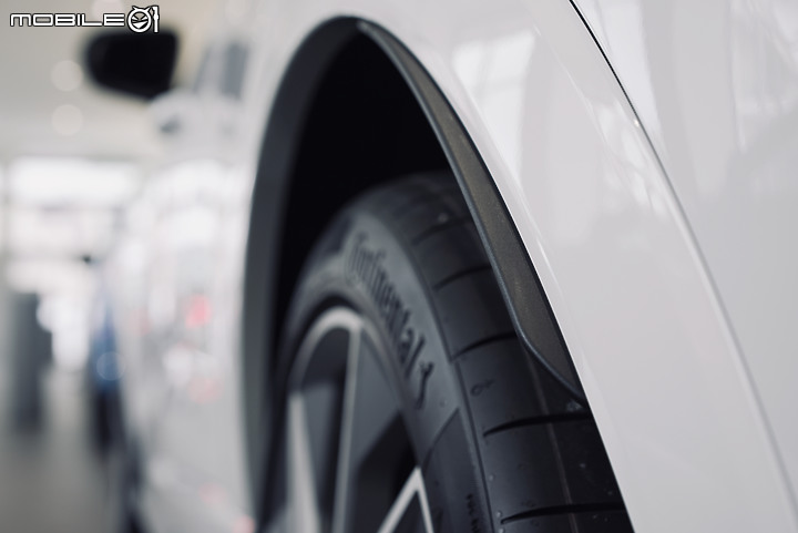 實車照片分享 2022年式 Audi RS Q3 金屬冰川白 Glacier white
