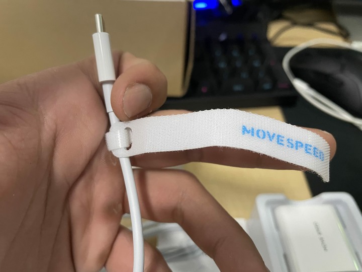 movespeed移速57000mah行動電源+MFI認證線+20W快充頭 開箱