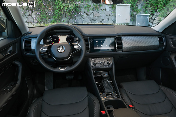 Škoda 小改款 Kodiaq 2.0TSI 4x4試駕|質感與科技再進化,熱賣實力不容小覷!