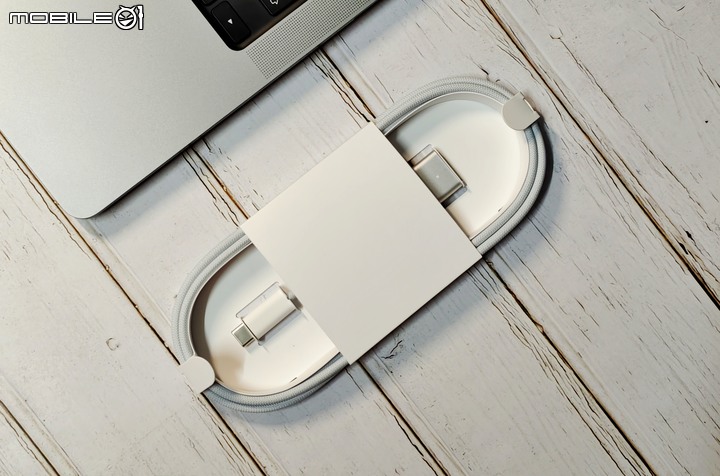 【 開箱 】MacBook Pro M1 Pro 使用心得分享 – 該怎麼選MacBook？充電器有必要升級嗎？