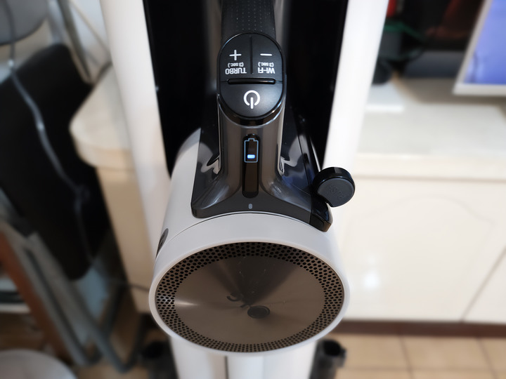 【開箱!】LG CordZero ThinQ A9T 吸塵器+All-in-One-Towe=全能掃除大師!