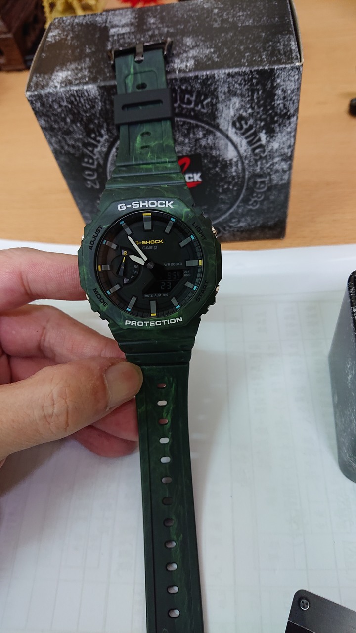 開箱：G-SHOCK GA-2100 綠森林雲霧迷彩