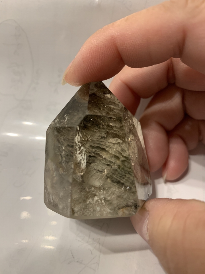 最近在收集幽靈水晶柱