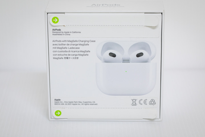 [開箱] Airpods 第三代終於到手 香港壞朋友直送台灣