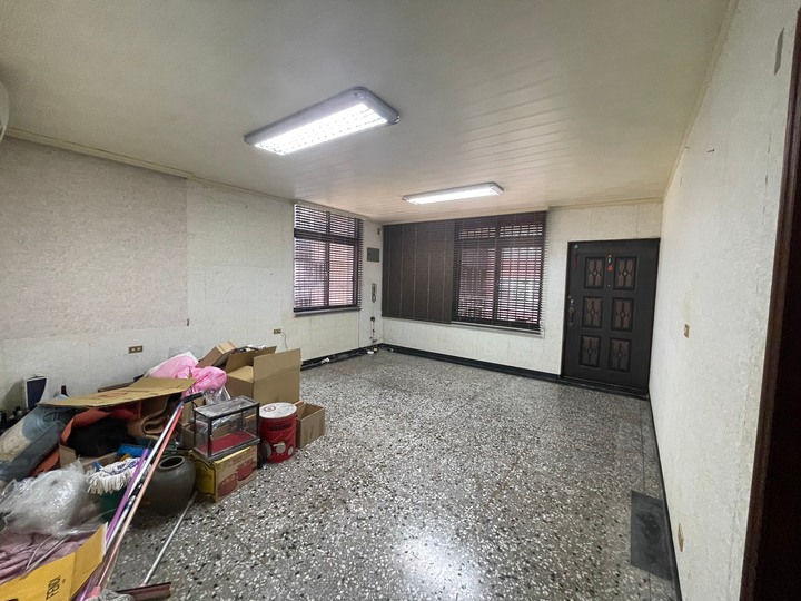 [開箱] 台北50年老屋翻新~爸媽的現代簡約退休宅~更新裝潢坪數、費用~