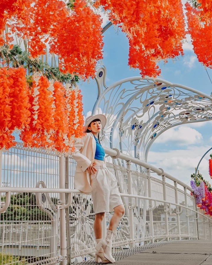 彰化天空步道掛上新佈景！流蘇瀑布般紫藤花仙氣十足