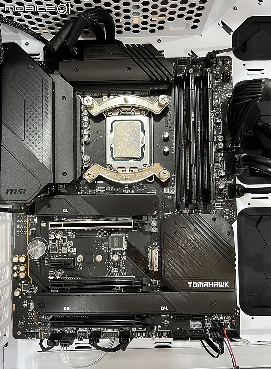 高CP值 DDR4 Z690 微星 MAG Z690 TOMAHAWK WIFI 簡單開箱