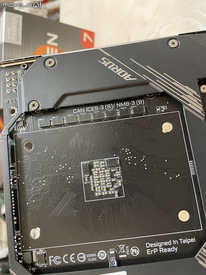 點我看大圖 礦潮下的多顯示輸出方案 AMD 5700G & X570I AORUS PRO WIFI