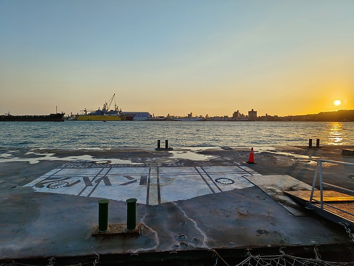 2021年度旗艦手機拍照集評｜iPhone力戰Android七雄！