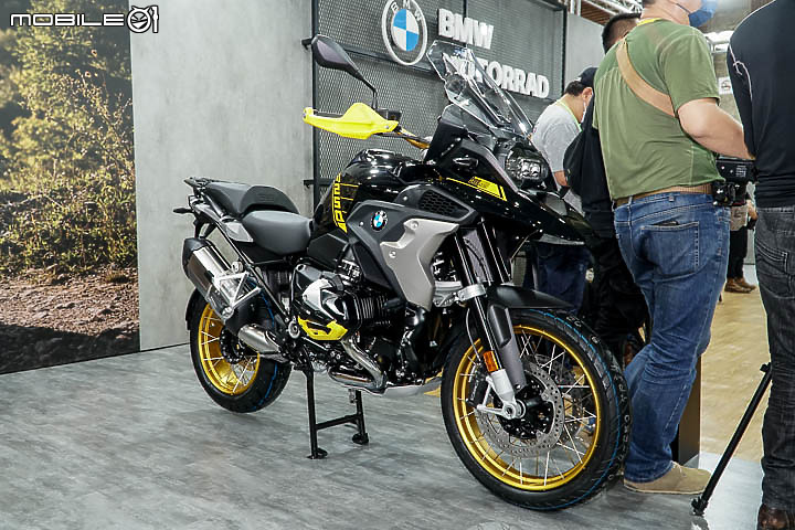 【採訪】BMW Motorrad R 18 Transcontinental 壯遊台灣上市！S 1000 R 不漲價同步推出！