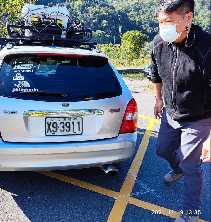 苗栗南庄老街靠右直行被左轉車撞車禍受傷
