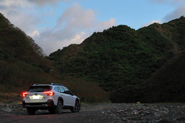 點我看大圖 (映像旅行) 探索秘境、背山望海、隨心所欲in屏東 feat. Subaru Outback
